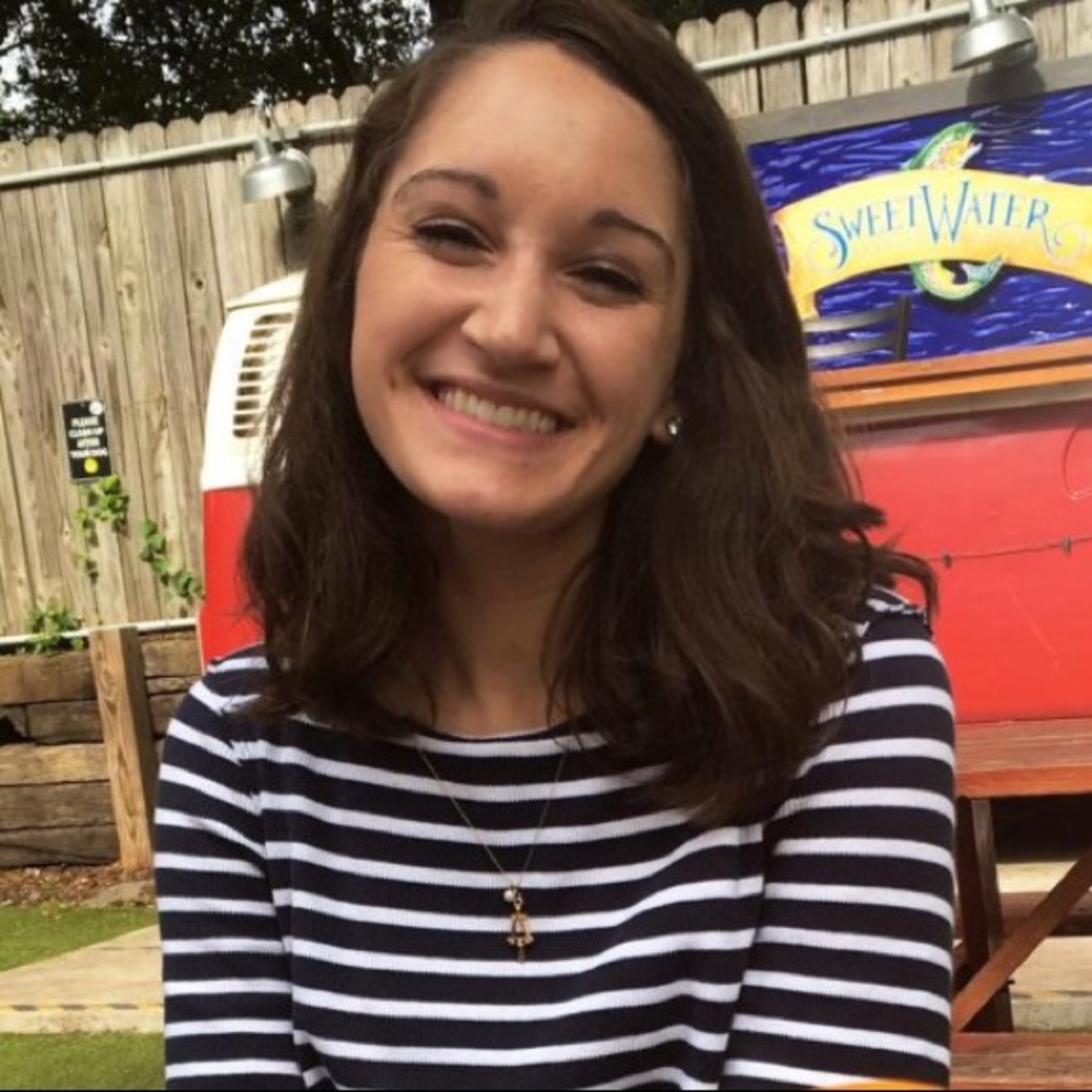Meet your Posher, Danielle